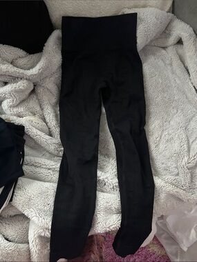 Black High-Waist compression Leggings